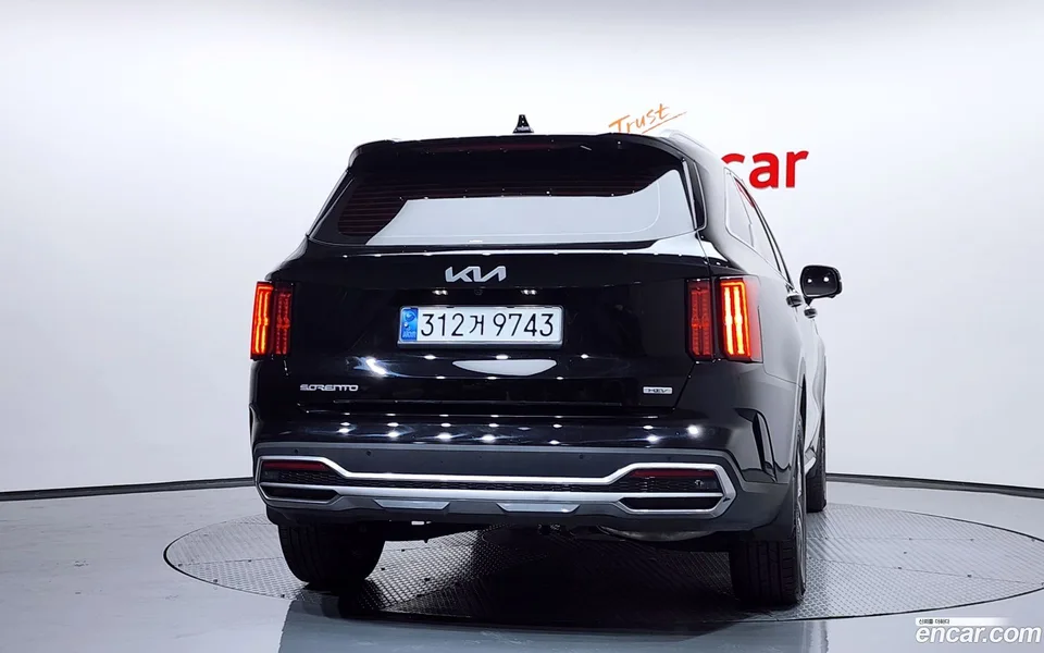 Kia Sorento HEV 1.6 2WD 2023 — миниатюра 4