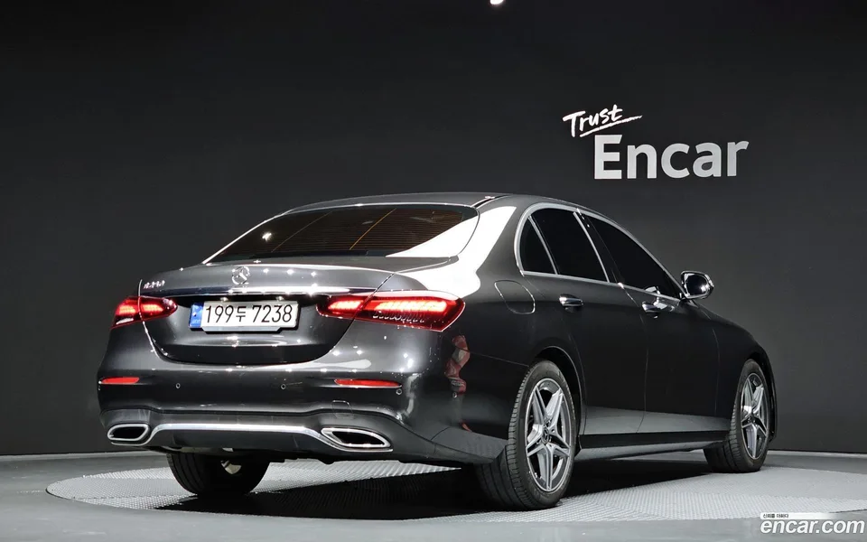 Mercedes-Benz E-Class E250 AMG Line 2022 — миниатюра 2