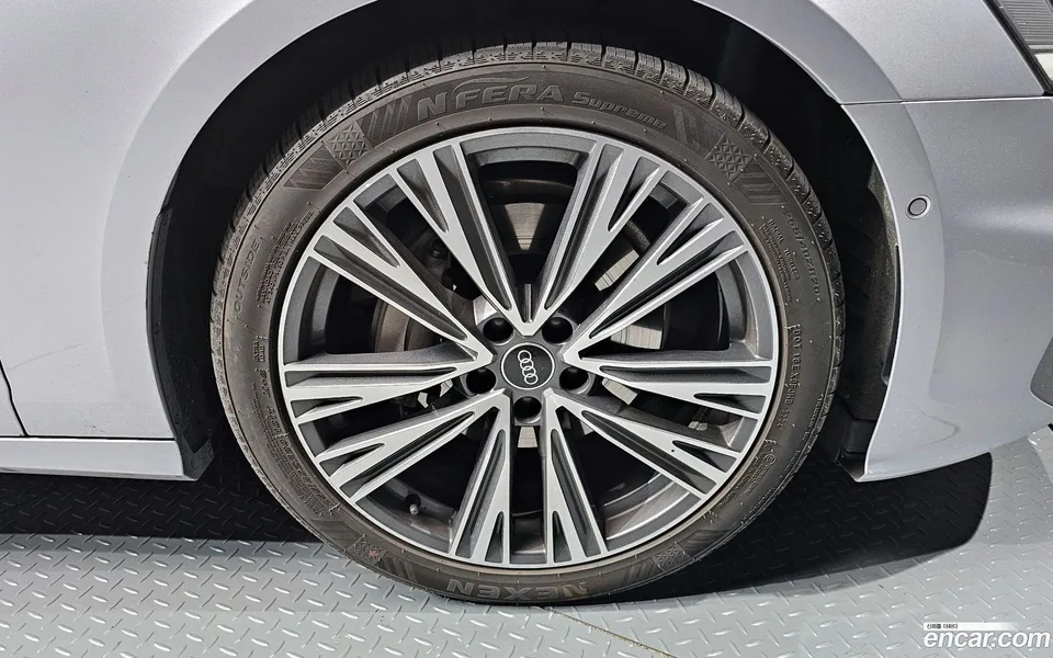 Audi A6 45 TFSI 2023 — миниатюра 5