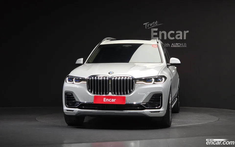 BMW X7 xDrive 40i 6 2022 — миниатюра 3