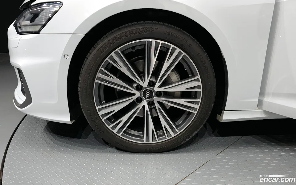 Audi A6 45 TFSI 2023 — миниатюра 5