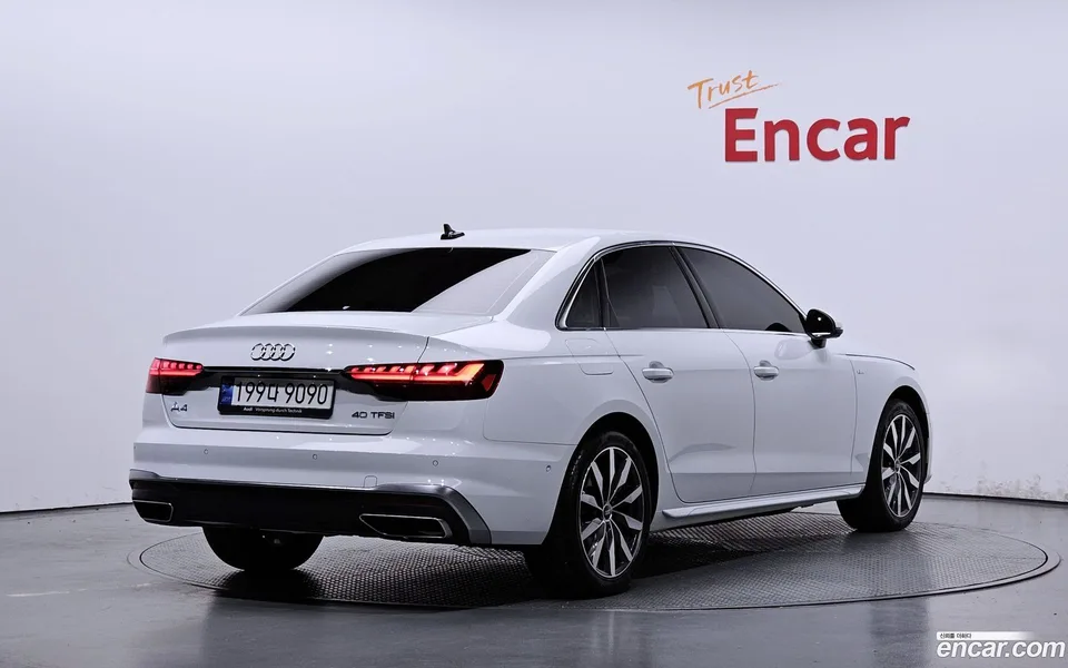 Audi A4 40 TFSI 2023 — миниатюра 2