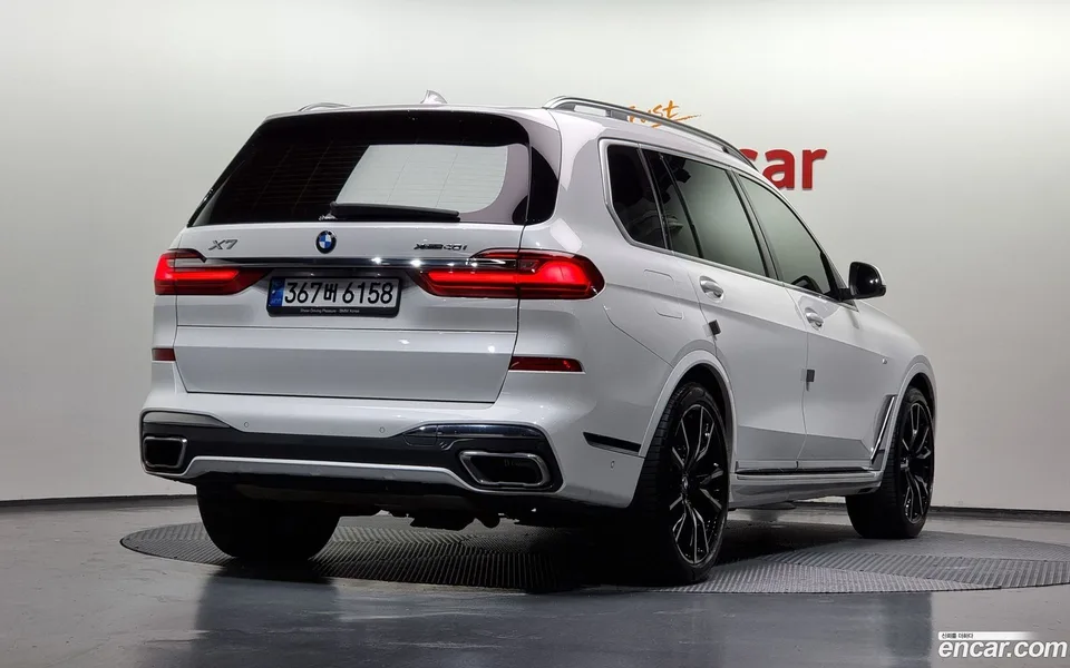 BMW X7 xDrive 40i M 6 2022 — миниатюра 2
