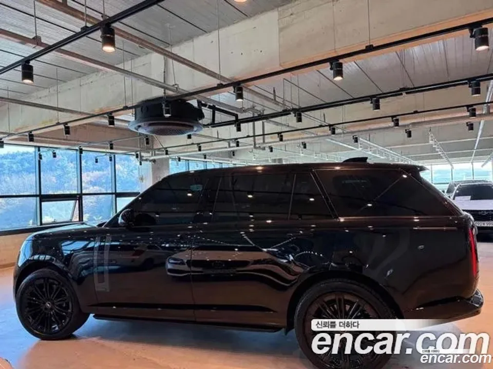 Land Rover Range Rover P530 AB LWB 2025 — миниатюра 4