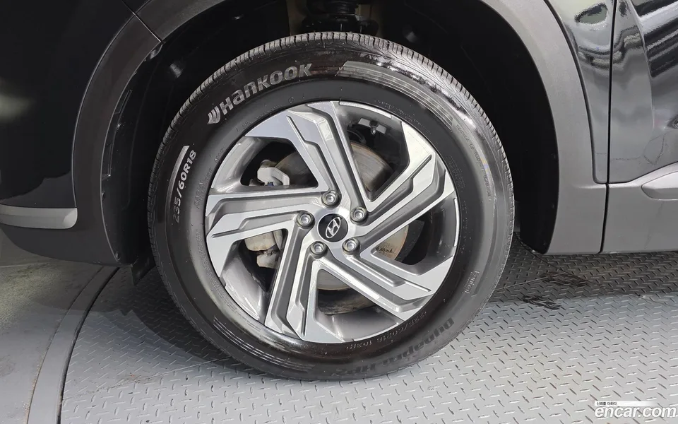 Hyundai SantaFe 2.2 4WD 2023 — миниатюра 5