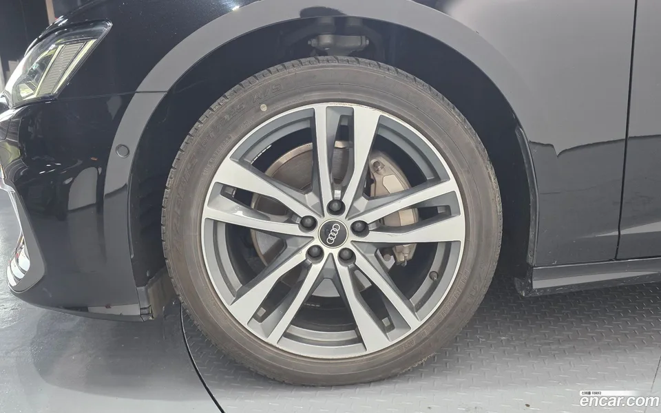 Audi A6 45 TFSI 2022 — миниатюра 5