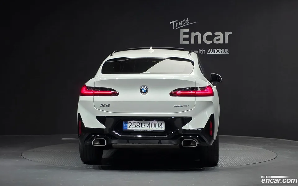 BMW X4 xDrive20i M 2022 — миниатюра 4