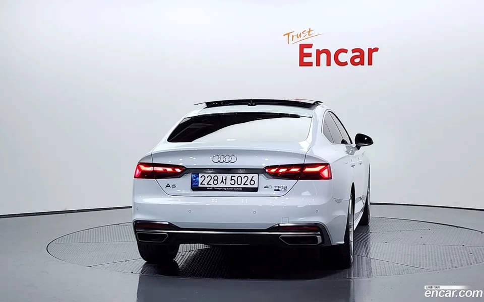Audi A5 40 TFSI 2023 — миниатюра 4