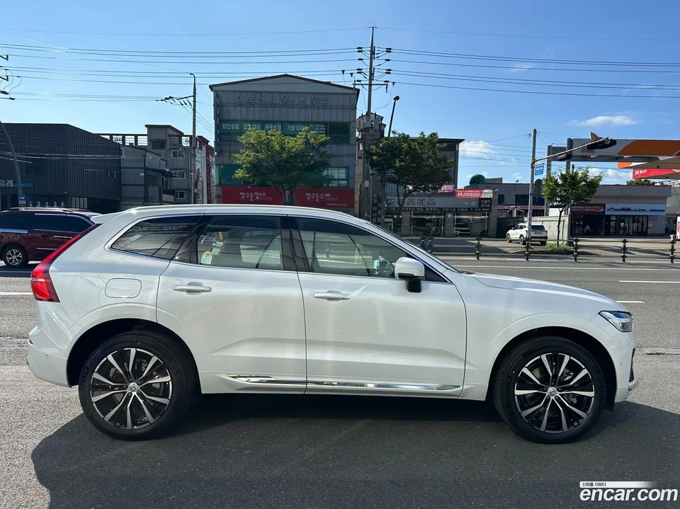 Volvo XC60 B6 2025 — миниатюра 2
