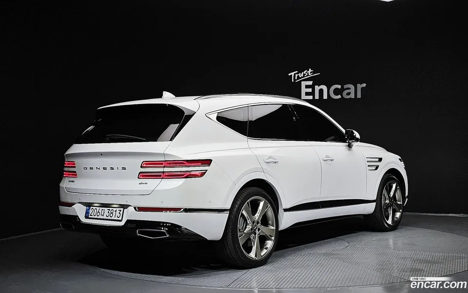 Genesis GV80 2.5T AWD 2023 — миниатюра 2