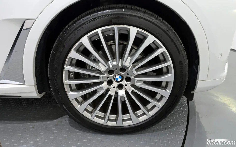 BMW X7 xDrive 40i 6 2022 — миниатюра 5