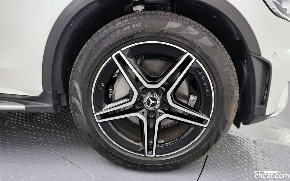 Mercedes-Benz GLC-Class GLC300 4MATIC 2022 — миниатюра 5