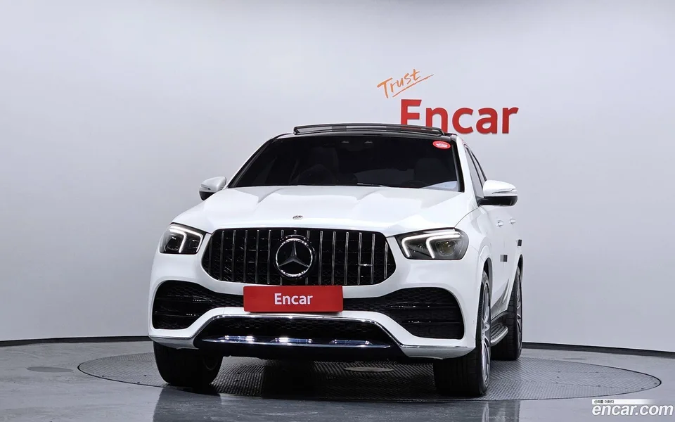 Mercedes-Benz GLE-Class GLE400d 4MATIC 2023 — миниатюра 3