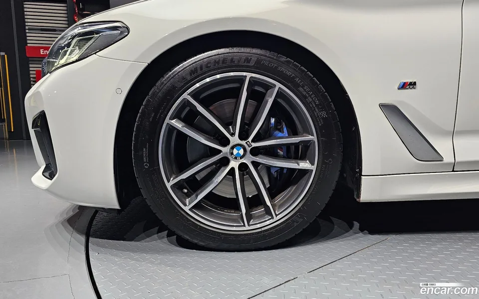BMW 5 Series 520i M 2022 — миниатюра 5
