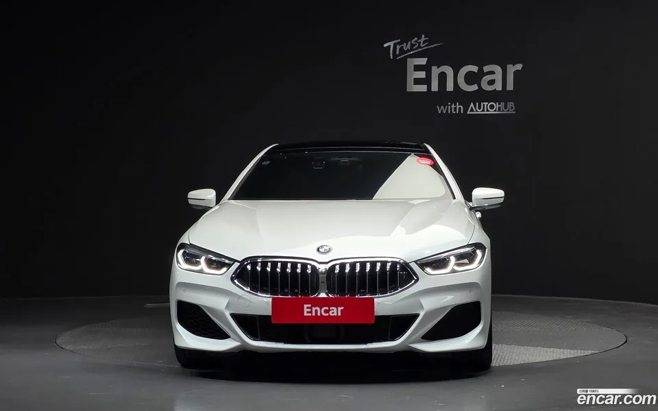 BMW 8 Series 840i xDrive M 2022 — миниатюра 3