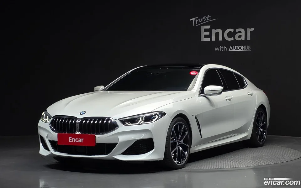 BMW 8 Series 840i xDrive M 2022 — фото 1, купить с доставкой в Москву
