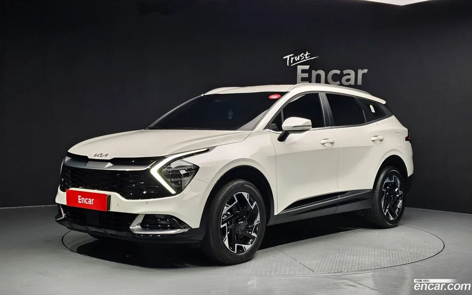 Kia Sportage 1.6 2WD 2024 — фото 1, купить с доставкой в Москву