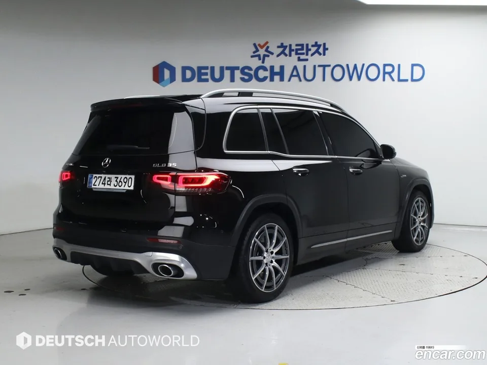 Mercedes-Benz GLB-Class AMG GLB35 4MATIC 2023 — миниатюра 2
