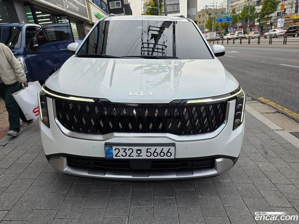 Kia Carnival HEV 9 2025 — миниатюра 2