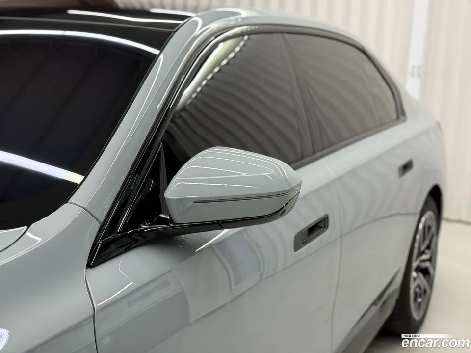 BMW 7 Series 740d xDrive M 2025 — миниатюра 4