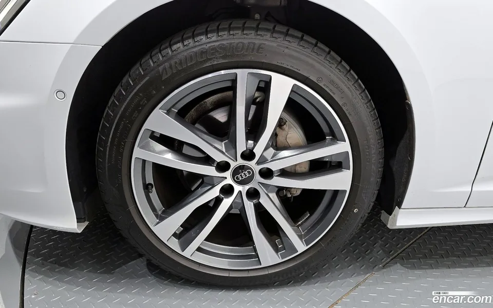 Audi A6 40 TDI 2023 — миниатюра 5