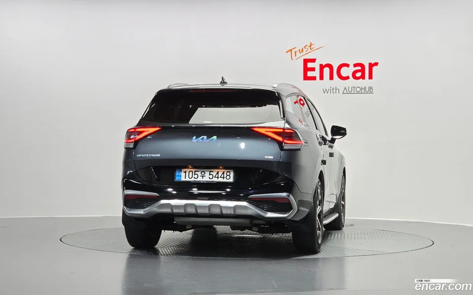 Kia Sportage Hybrid 2WD 2023 — миниатюра 4