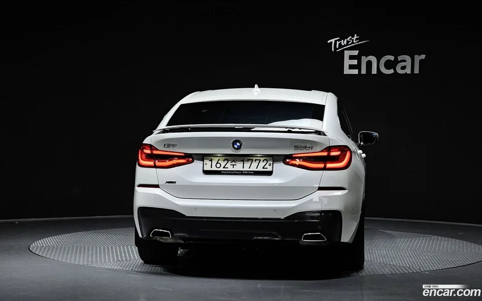 BMW 6 Series GT 630i xDrive M 2023 — миниатюра 4