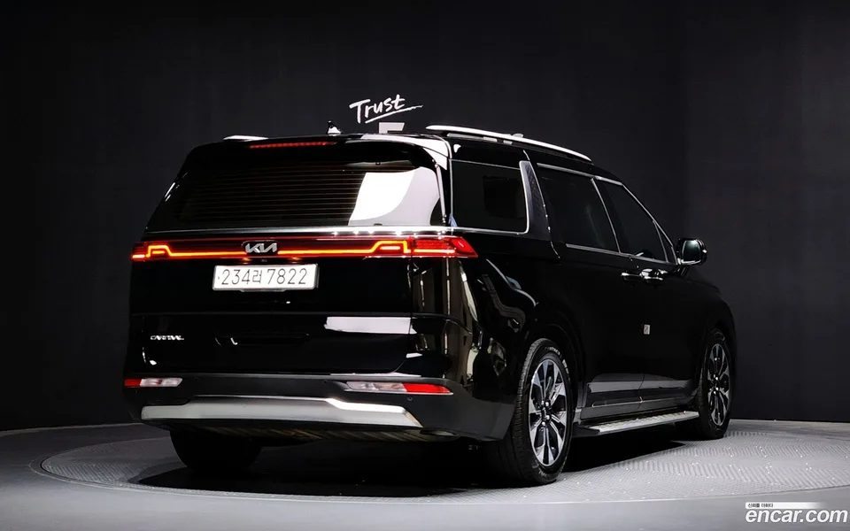 Kia Carnival 7 2022 — миниатюра 2