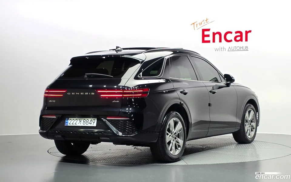 Genesis GV70 2.2 AWD 2022 — миниатюра 2