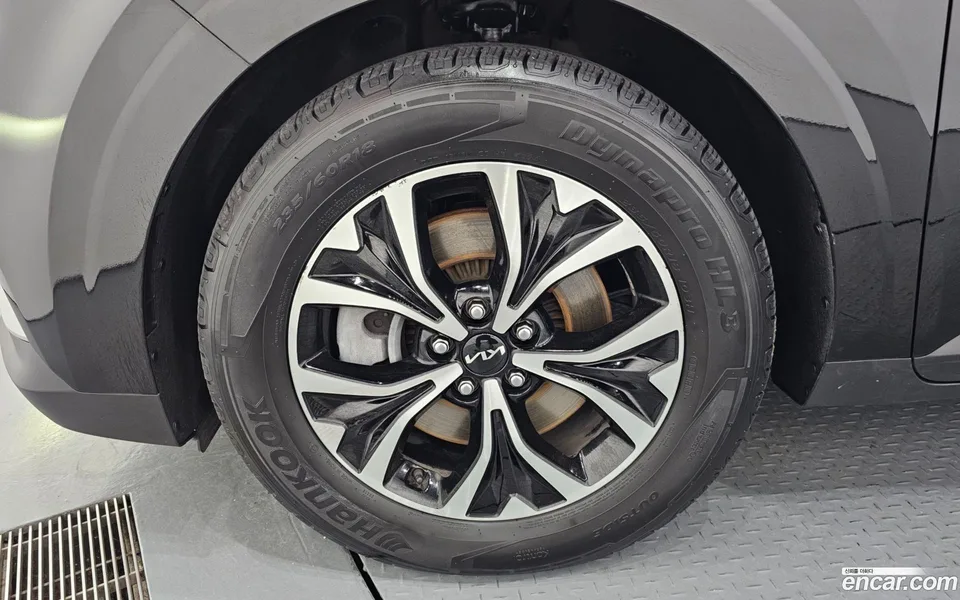 Kia Carnival 9 2022 — миниатюра 5