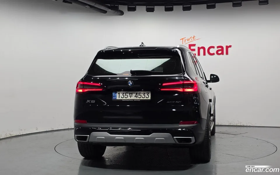 BMW X5 xDrive 40i xLine 2022 — миниатюра 4
