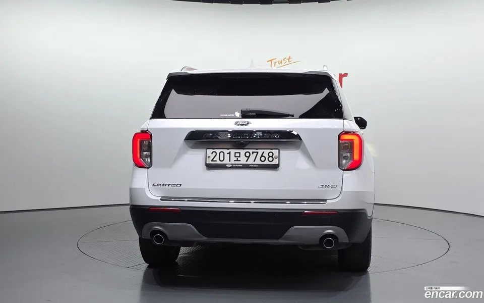 Ford Explorer 2.3 4WD 2022 — миниатюра 4