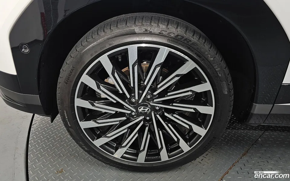 Hyundai SantaFe 2.5T 2WD 2023 — миниатюра 5