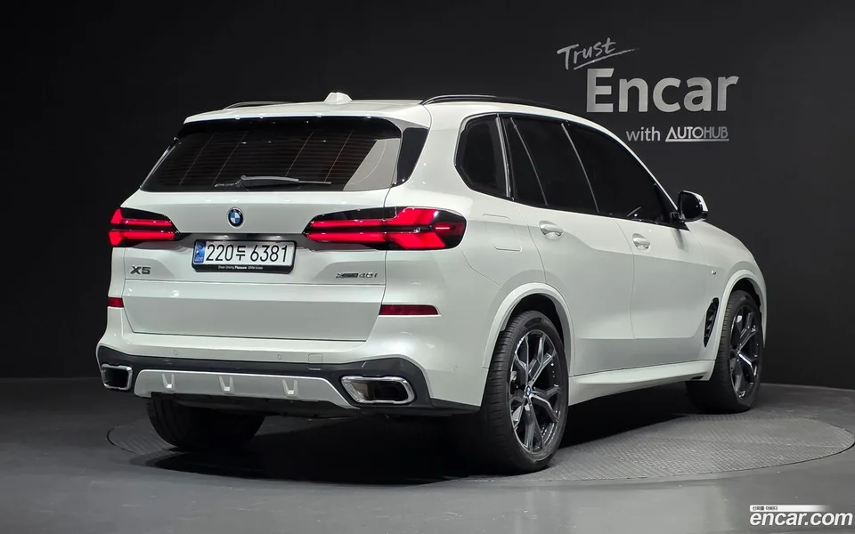 BMW X5 xDrive 40i M 2025 — миниатюра 2