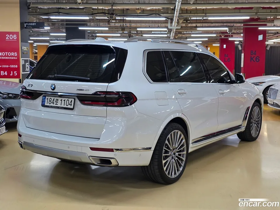 BMW X7 xDrive 40i 6 2023 — миниатюра 2