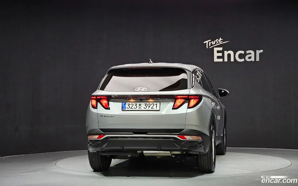 Hyundai Tucson 2.0 2WD 2023 — миниатюра 4
