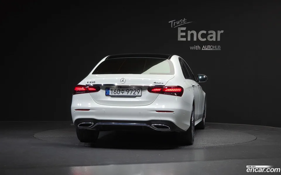 Mercedes-Benz E-Class E350 4MATIC AMG Line 2022 — миниатюра 4
