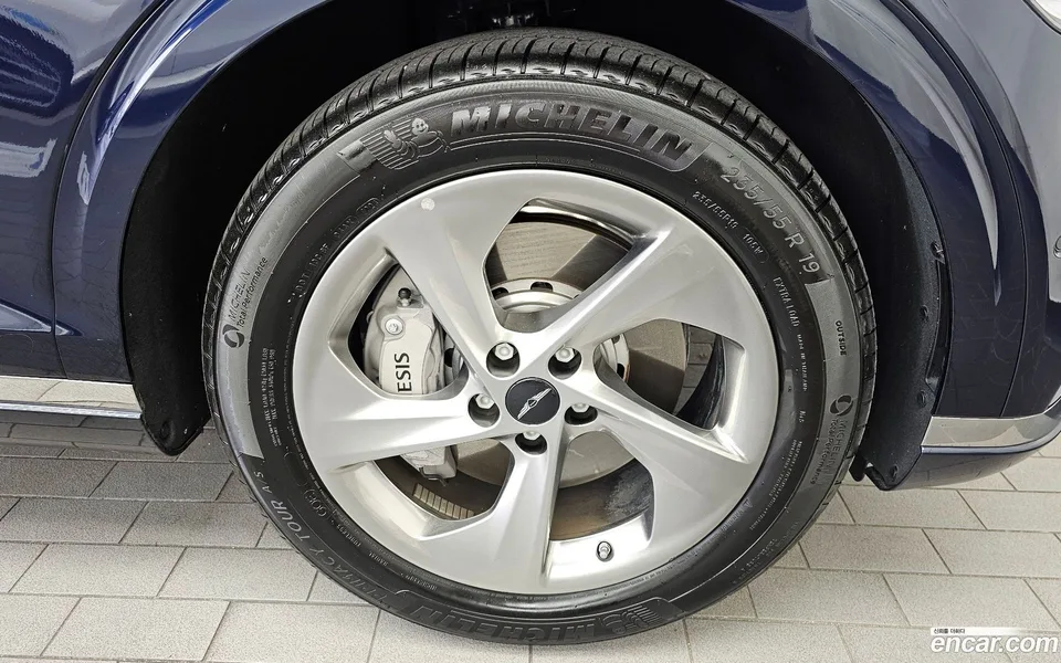 Genesis GV70 2.5T 2WD 2024 — миниатюра 5
