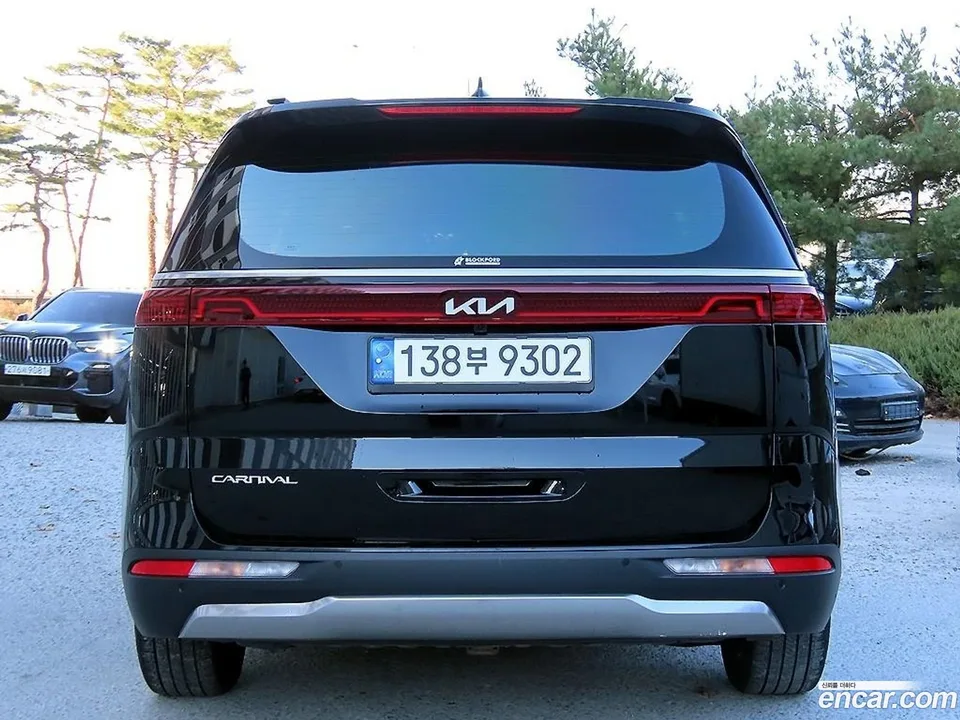 Kia Carnival 9 2022 — миниатюра 4