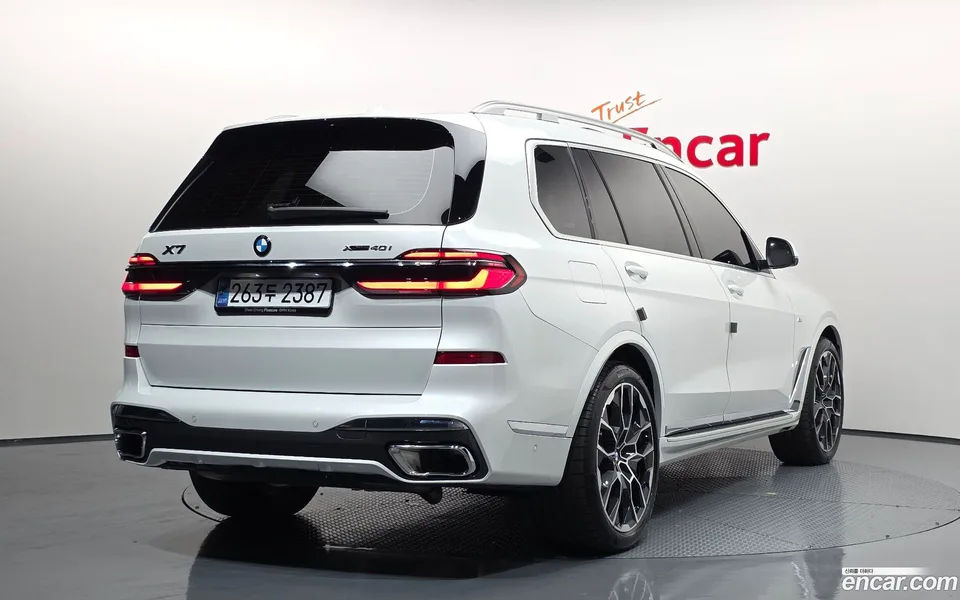 BMW X7 xDrive 40i M 6 2024 — миниатюра 2