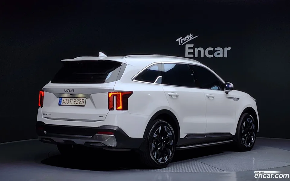 Kia Sorento 2.2 4WD 2023 — миниатюра 2
