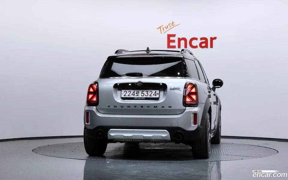 MINI Cooper S Countryman ALL4 2023 — миниатюра 4