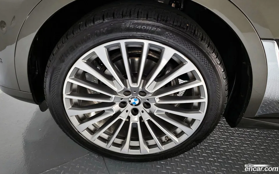 BMW X7 xDrive 40i 7 2022 — миниатюра 5