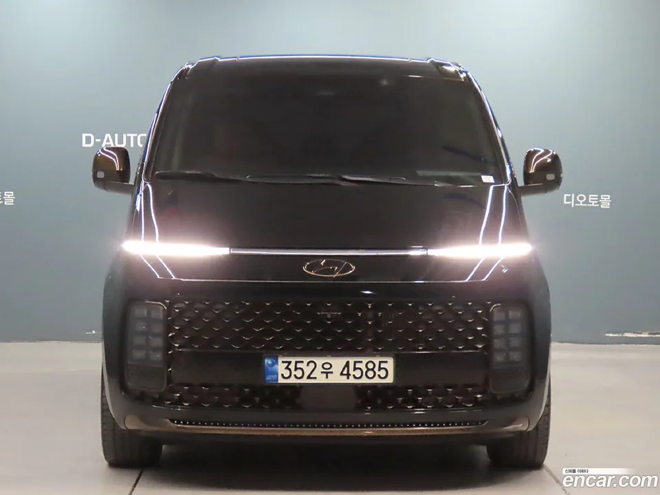 Hyundai Staria 4WD 9 2022 — миниатюра 2