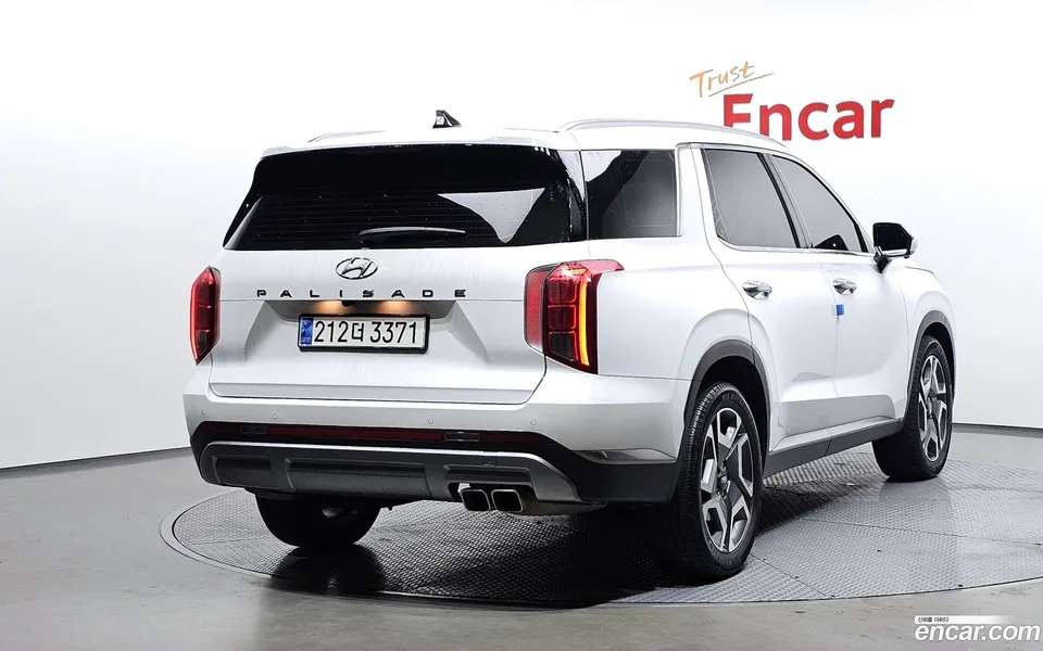 Hyundai Palisade 2.2 2WD 2023 — миниатюра 2