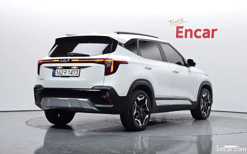 Kia Seltos 1.6 2WD 2023 — миниатюра 2