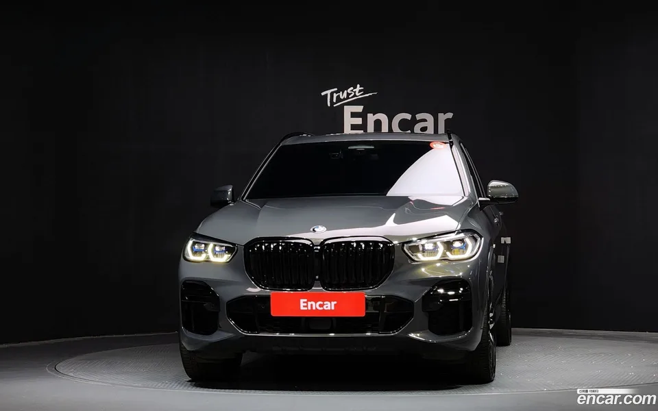 BMW X5 xDrive 40d M 2023 — миниатюра 3