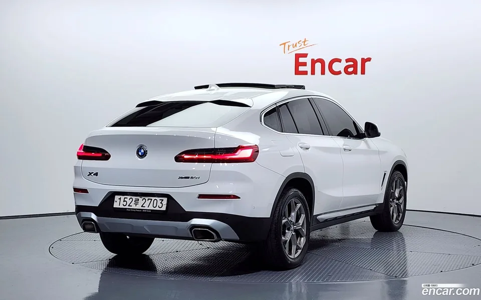 BMW X4 xDrive20i xLine 2022 — миниатюра 2