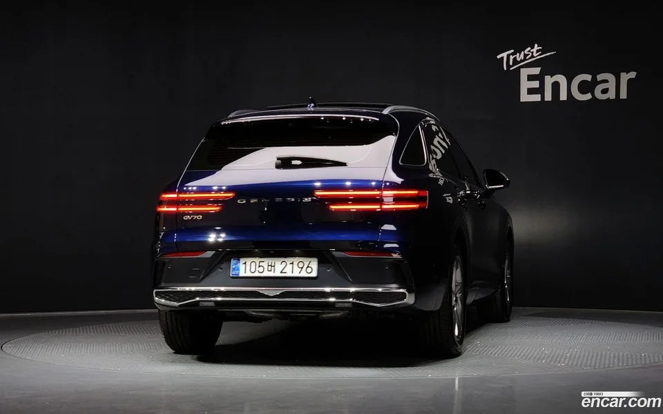 Genesis GV70 2.5T 2WD 2024 — миниатюра 4