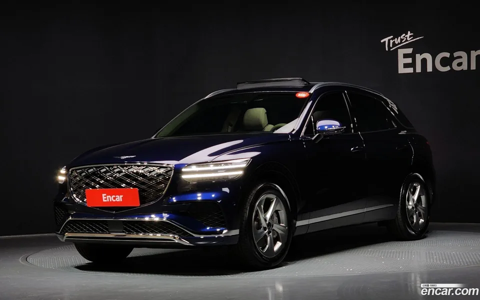 Genesis GV70 2.5T 2WD 2024 — фото 1, купить с доставкой в Москву